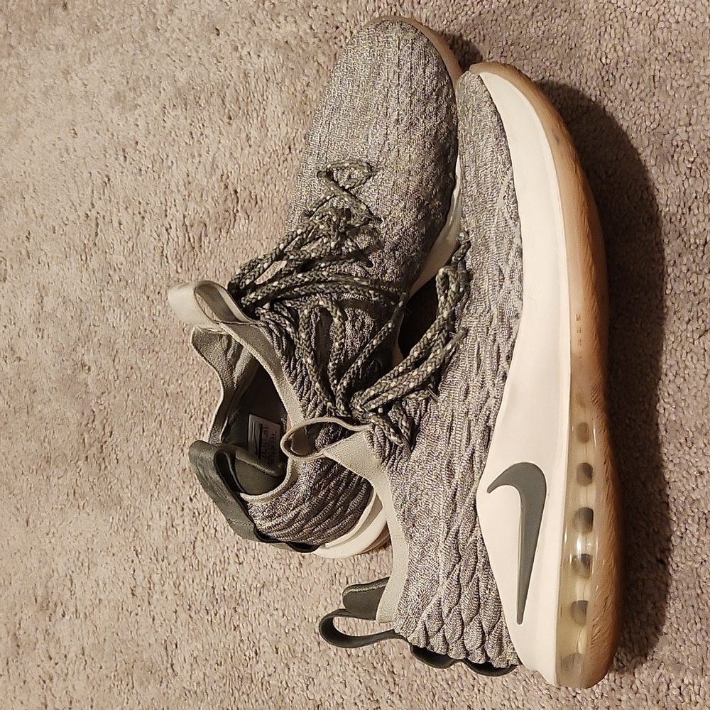Nike LeBron James 15 Airmax